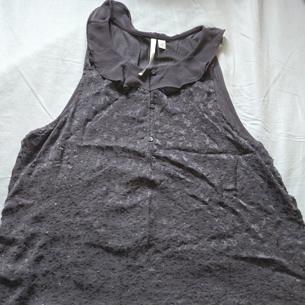 LC sleeveless floral gray top XL